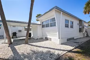 4851 W Gandy Blvd, Tampa, FL 33611 - Photo 29