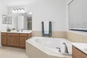 11721 Gilmerton Dr, Riverview, FL 33579 - Photo 33