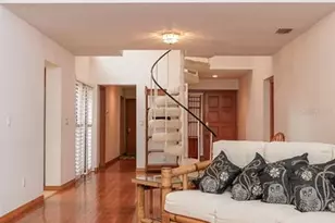 10 Woodridge Cir, Oldsmar, FL 34677 - Photo 23