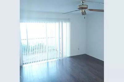 4411 Shady Terrace Lane #105, Tampa, FL 33613 - Photo 3