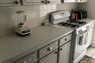 5247 81st St N, Saint Petersburg, FL 33709 - Photo 9