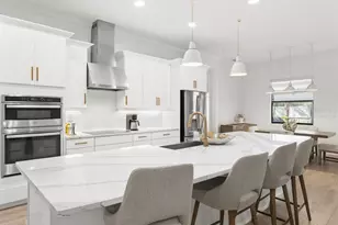 3505 Gaviota Dr, Sun City Center, FL 33573 - Photo 3