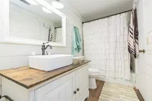 821 Walnut Dr, Seffner, FL 33584 - Photo 15