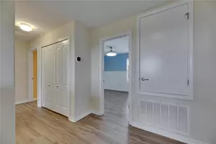 18734 Burndall Ct, Land O Lakes, FL 34638 - Photo 5