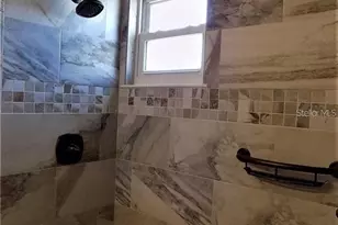 8804 Bay Pointe Dr, Tampa, FL 33615 - Photo 9