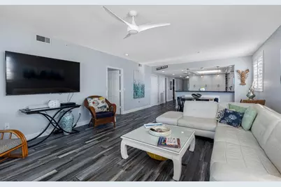 19710 Gulf Boulevard #301, Indian Shores, FL 33785 - Photo 15