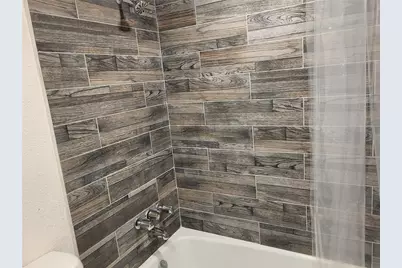 4650 Cove Circle #611, Saint Petersburg, FL 33708 - Photo 11