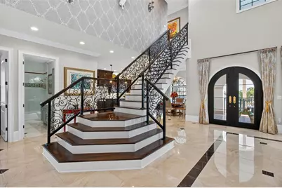 7974 9th Avenue S, Saint Petersburg, FL 33707 - Photo 11