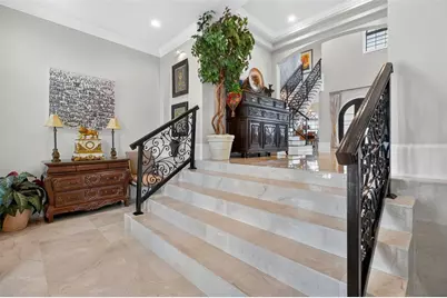 7974 9th Avenue S, Saint Petersburg, FL 33707 - Photo 7