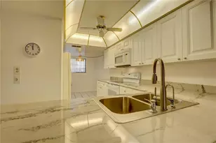 9450 Harbor Greens Way, Seminole, FL 33776 - Photo 7