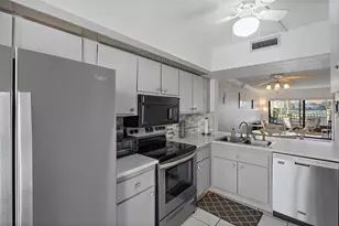 6273 Bahia Del Mar Blvd, Saint Petersburg, FL 33715 - Photo 9