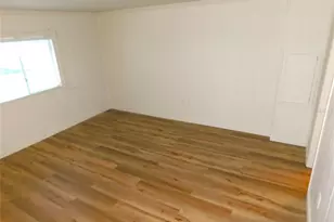 5421 Powhattan St, Zephyrhills, FL 33542 - Photo 15