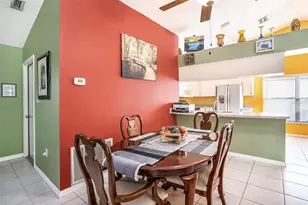 2070 Sarah Louise Dr, Brandon, FL 33510 - Photo 9