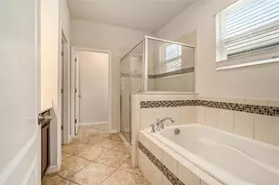 12250 Blue Pacific Dr, Riverview, FL 33579 - Photo 15