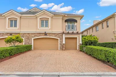657 Saxony Boulevard, Saint Petersburg, FL 33716 - Photo 1