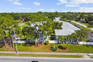 379 47th Ave N, Saint Petersburg, FL 33703 - Photo 5