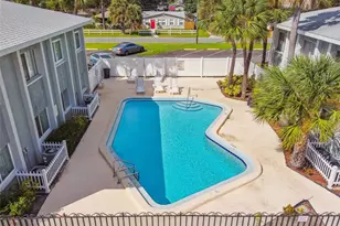 379 47th Ave N, Saint Petersburg, FL 33703 - Photo 3