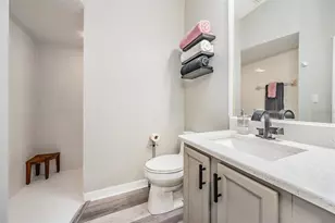 525 Bent Oak Ct, Spring Hill, FL 34609 - Photo 35