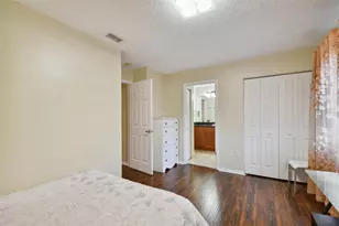 1637 Gray Bark Dr, Oldsmar, FL 34677 - Photo 45