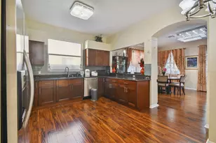 1637 Gray Bark Dr, Oldsmar, FL 34677 - Photo 15