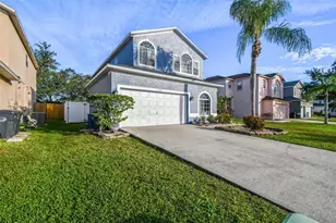 1637 Gray Bark Dr, Oldsmar, FL 34677 - Photo 5