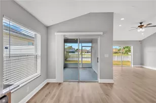 430 Stone Briar Dr, Ruskin, FL 33570 - Photo 19