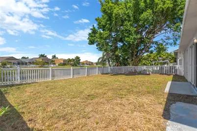 430 Stone Briar Drive, Ruskin, FL 33570 - Photo 27