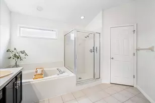 19333 Aqua Springs Dr, Lutz, FL 33558 - Photo 21