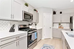 11338 Brook Edge Ave, Riverview, FL 33569 - Photo 19