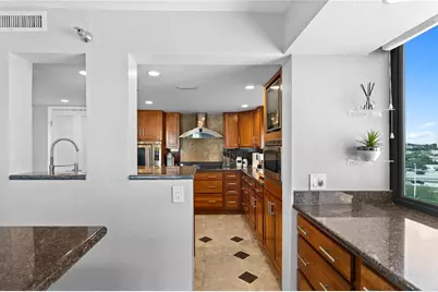 201 W Laurel Street #1006, Tampa, FL 33602 - Photo 49