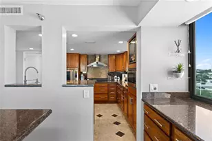 201 W Laurel St, Tampa, FL 33602 - Photo 49