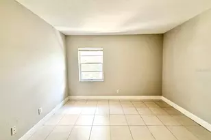 7156 E Bank Dr, Tampa, FL 33617 - Photo 17