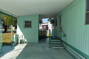 37438 Ray Dr, Zephyrhills, FL 33541 - Photo 7