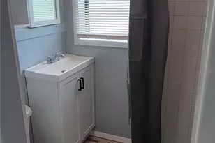 374 3rd St NW, Largo, FL 33770 - Photo 27