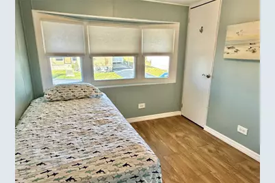 7257 Mount Georgetown Drive NE #565, Saint Petersburg, FL 33702 - Photo 11