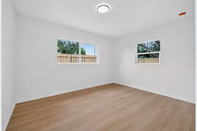 5820 Fairfield Avenue S, Saint Petersburg, FL 33707 - Photo 21