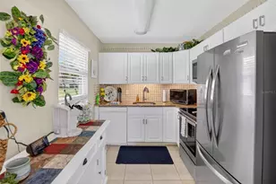 202 Bedford St, Sun City Center, FL 33573 - Photo 9