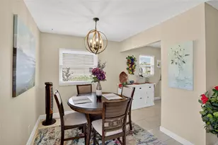 202 Bedford St, Sun City Center, FL 33573 - Photo 7