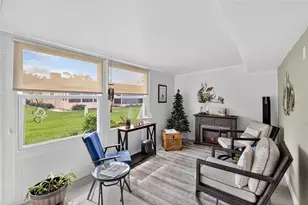 202 Bedford St, Sun City Center, FL 33573 - Photo 25