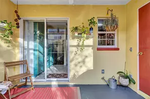 3855 Island Way, Saint Petersburg, FL 33705 - Photo 21