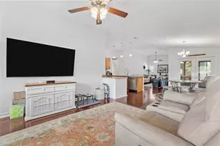 6527 40th Ave N, Saint Petersburg, FL 33709 - Photo 15