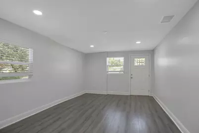 1705 E Chelsea Street, Tampa, FL 33610 - Photo 11