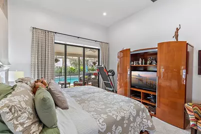 5801 Leeland Street S, Saint Petersburg, FL 33715 - Photo 21