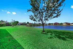 2429 Cumberland Cliff Dr, Ruskin, FL 33570 - Photo 43