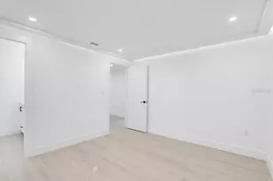 8401 Libby Ln, Tampa, FL 33619 - Photo 11