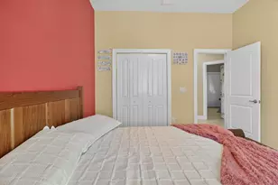 812 W Country Club Dr, Tampa, FL 33612 - Photo 53