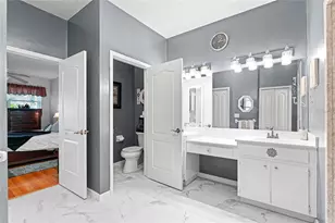 22938 Sterling Manor Loop, Lutz, FL 33549 - Photo 21