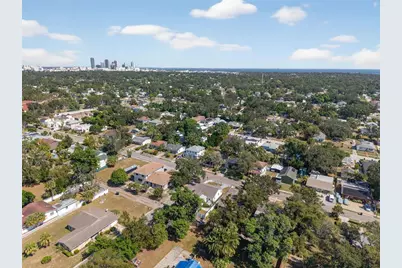 2401 19th Street S, Saint Petersburg, FL 33712 - Photo 27