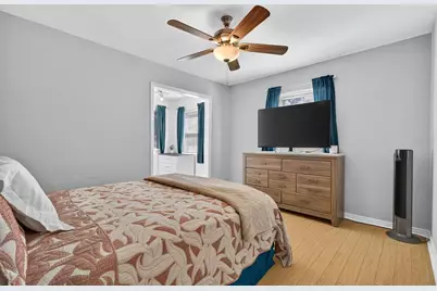2401 19th Street S, Saint Petersburg, FL 33712 - Photo 11