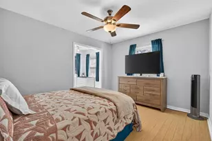2401 19th St S, Saint Petersburg, FL 33712 - Photo 11
